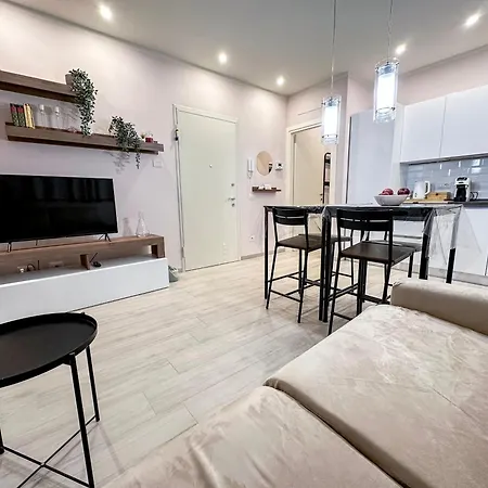 La Rosa Dei Venti Con Parcheggio E Ampio Giardino In Centro Apartment *